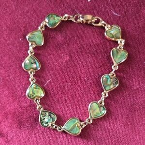 Vintage Faux Abalone Gold Tone Heart Bracelet Dainty 💫